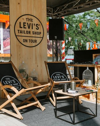 Levi's image 3